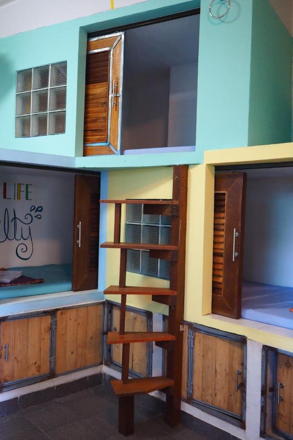 Sundaze Samet Hostel & Hangout Koh Samet Exterior photo