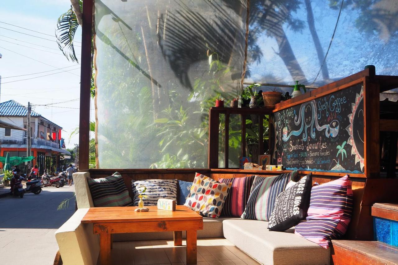 Sundaze Samet Hostel & Hangout Koh Samet Exterior photo